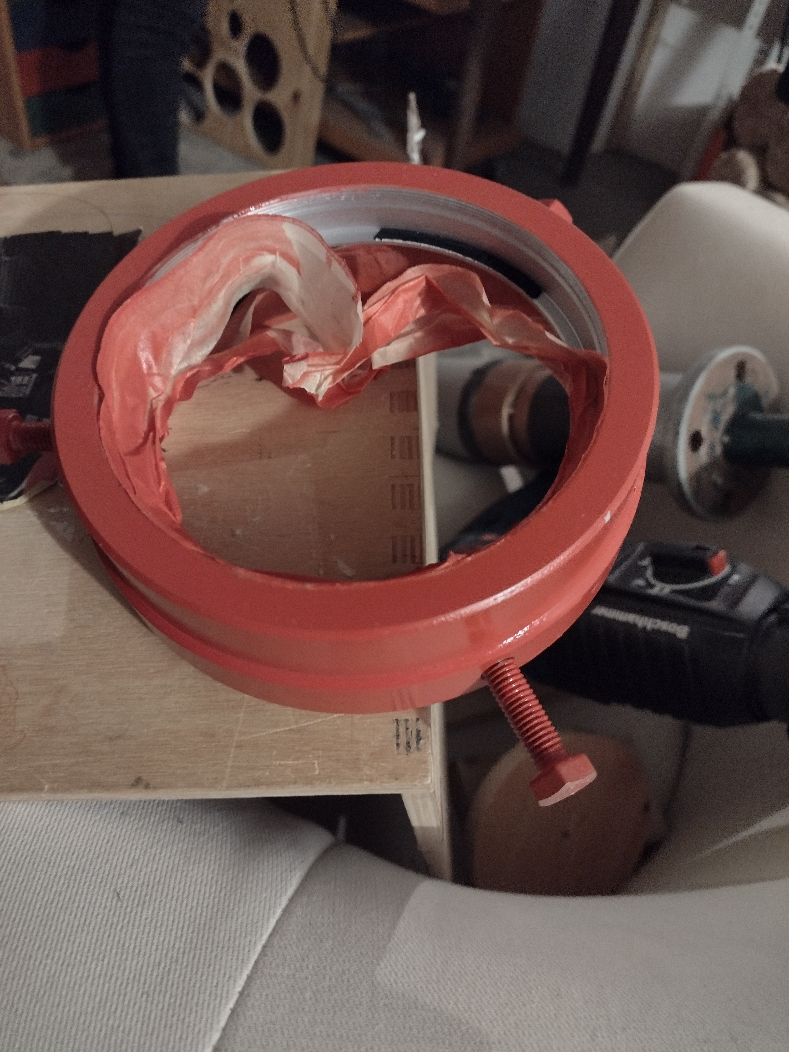 Rot lackierte D-ERF Fassung